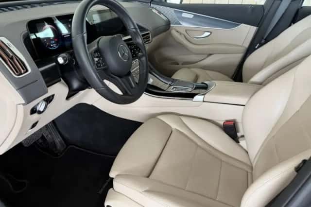 Mercedes-Benz EQC (2021) thumbnail 6