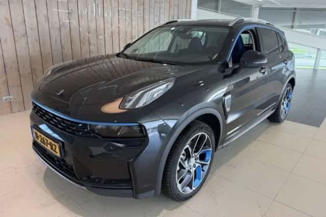 Lynk & Co 01 (2021) thumbnail 1