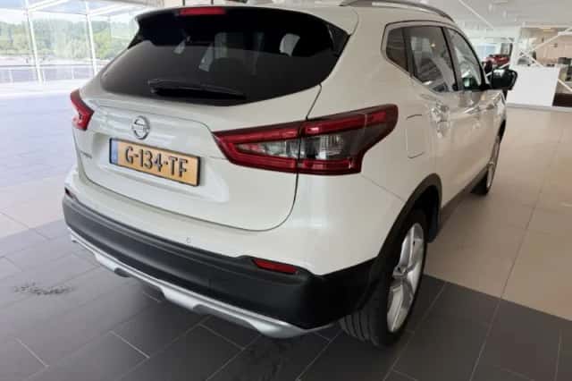 Nissan Qashqai (2019) thumbnail 4