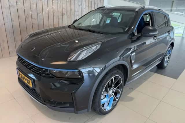 Lynk & Co 01 (2022) thumbnail 1