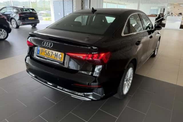 Audi A3 (2022) thumbnail 4