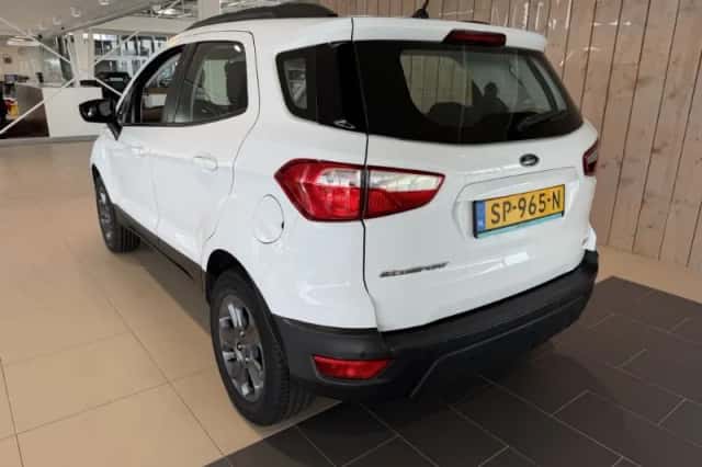 Ford EcoSport (2018) thumbnail 4