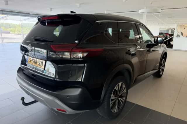 Nissan X-Trail (2023) thumbnail 3