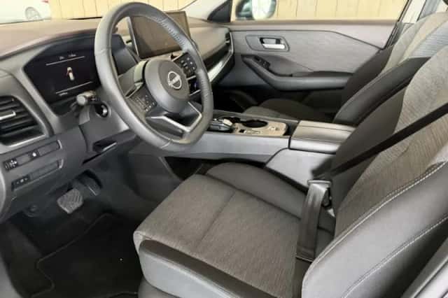 Nissan X-Trail (2023) thumbnail 5