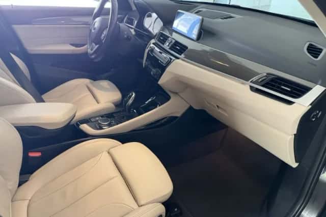 BMW X1 (2019) thumbnail 6