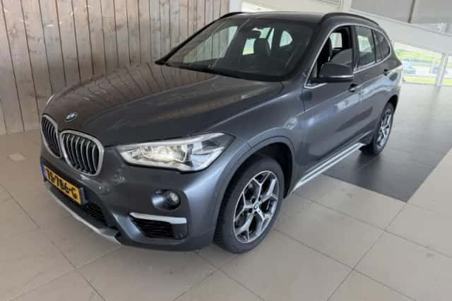 BMW X1 (2018) thumbnail 1