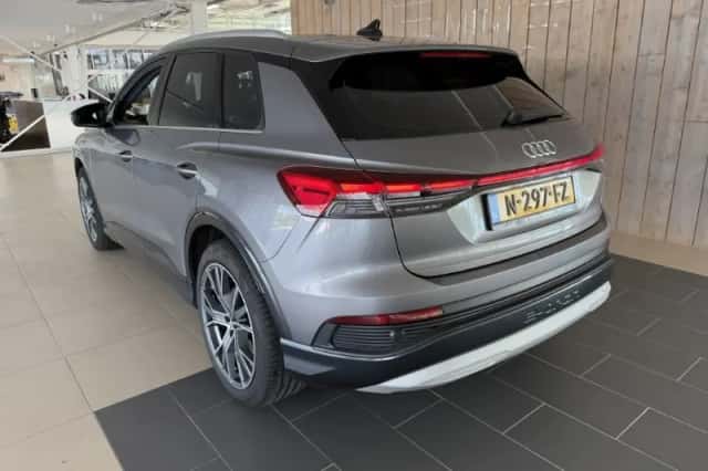 Audi Q4 e-tron (2021) thumbnail 4