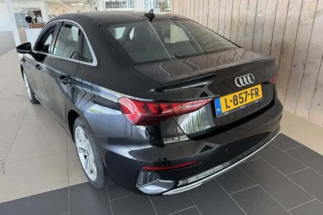 Audi A3 (2021) thumbnail 5