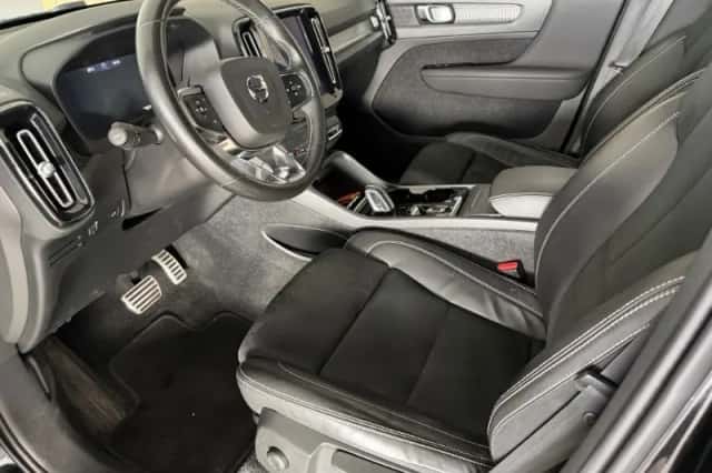 Volvo XC40 (2021) thumbnail 6