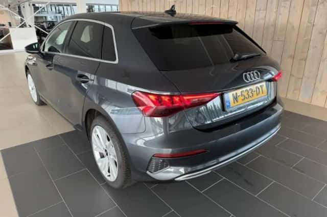 Audi A3 (2021) thumbnail 4