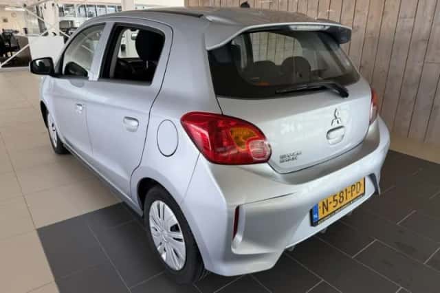 Mitsubishi Space Star (2021) thumbnail 5