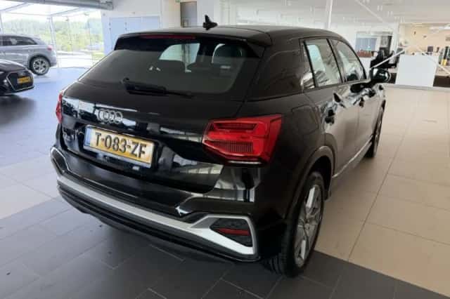 Audi Q2 (2023) thumbnail 4