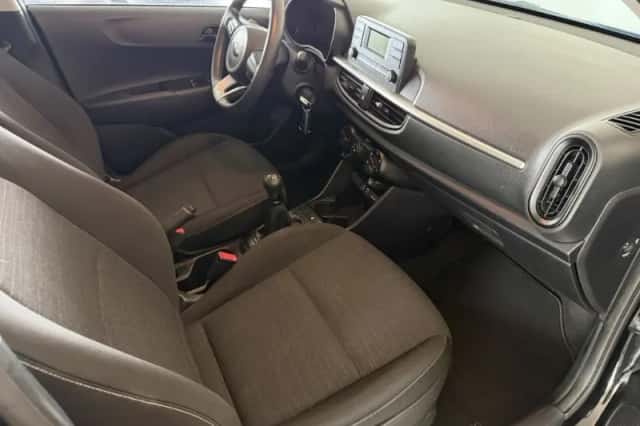 Kia Picanto (2019) thumbnail 3