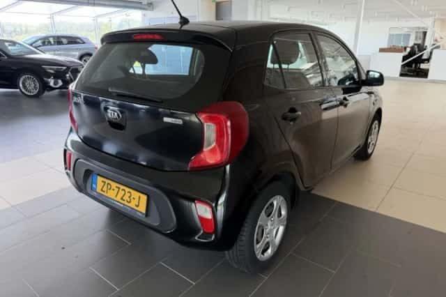 Kia Picanto (2019) thumbnail 4