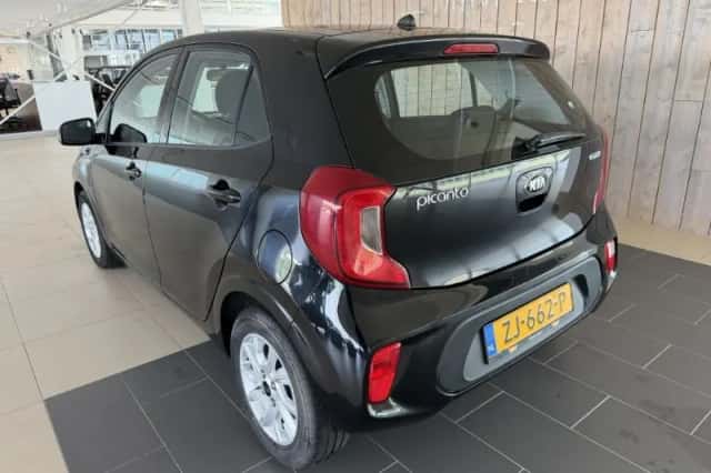 Kia Picanto (2019) thumbnail 5