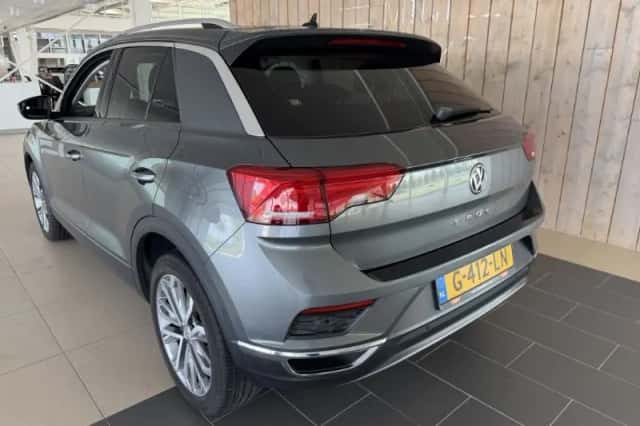 Volkswagen T-Roc (2019) thumbnail 4
