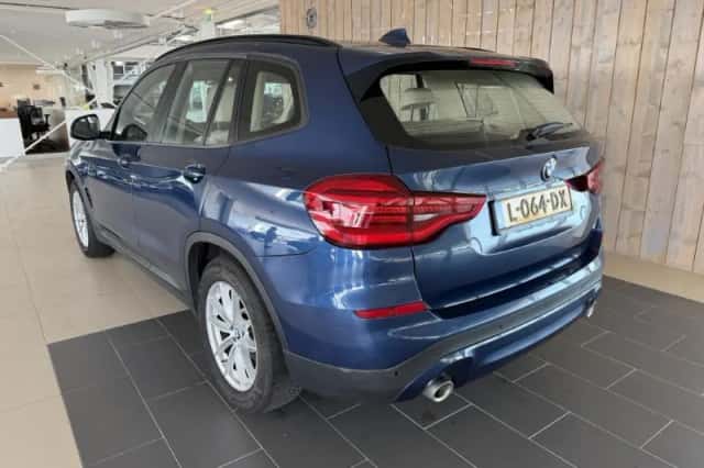 BMW X3 (2021) thumbnail 5