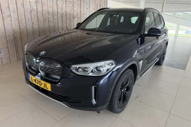 BMW iX3 (2021) thumbnail 1