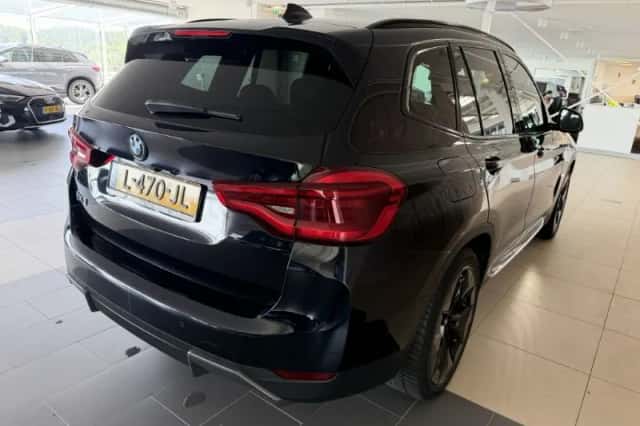 BMW iX3 (2021) thumbnail 4