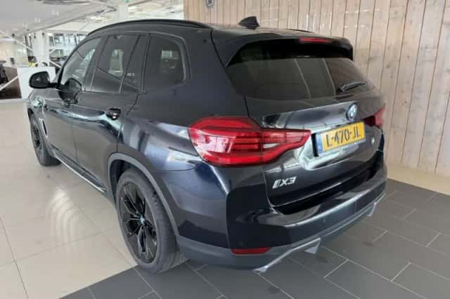 BMW iX3 (2021) thumbnail 5
