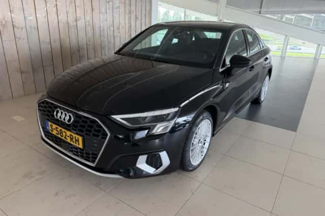 Audi A3 (2023) thumbnail 1