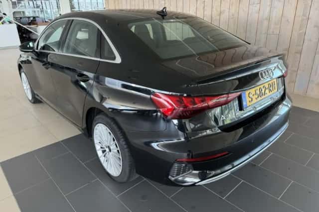 Audi A3 (2023) thumbnail 5