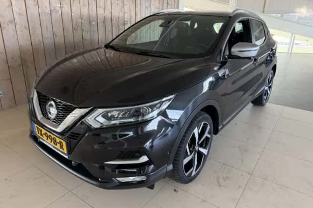 Nissan Qashqai (2018) thumbnail 1
