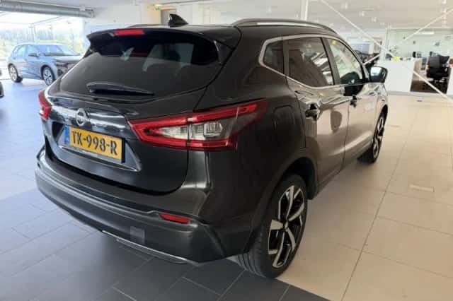 Nissan Qashqai (2018) thumbnail 4