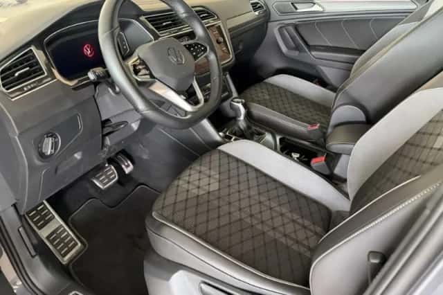 Volkswagen Tiguan (2023) thumbnail 6