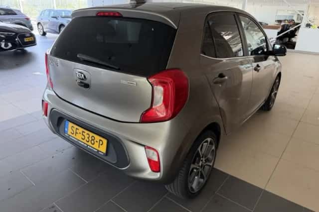 Kia Picanto (2018) thumbnail 3