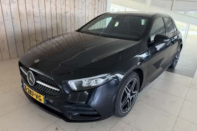 Mercedes-Benz A-Klasse (2021) thumbnail 1