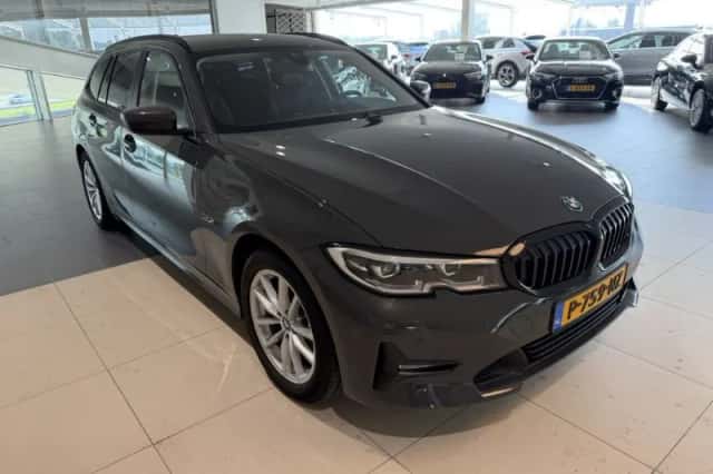 BMW 3-Serie (2022) thumbnail 2