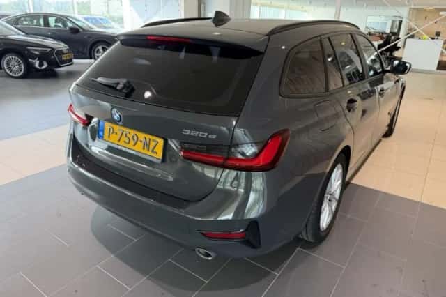 BMW 3-Serie (2022) thumbnail 4