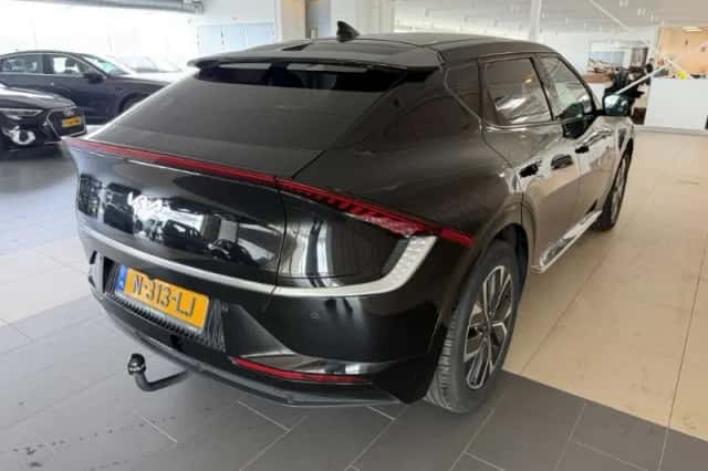 Kia EV6 (2021) thumbnail 4