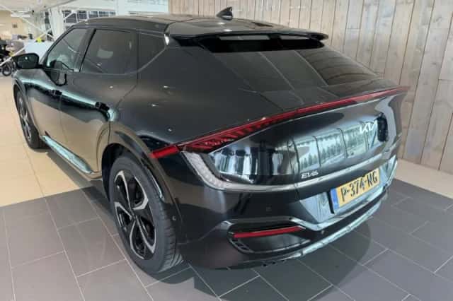 Kia EV6 (2022) thumbnail 5