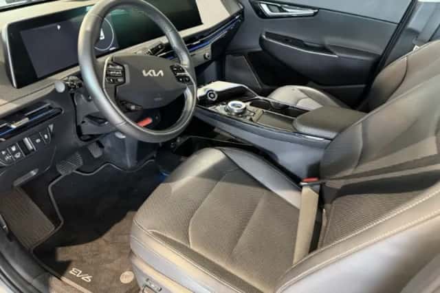 Kia EV6 (2022) thumbnail 5