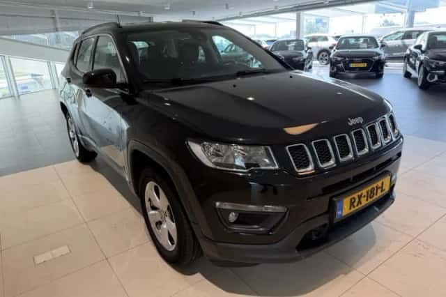 Jeep Compass (2018) thumbnail 2
