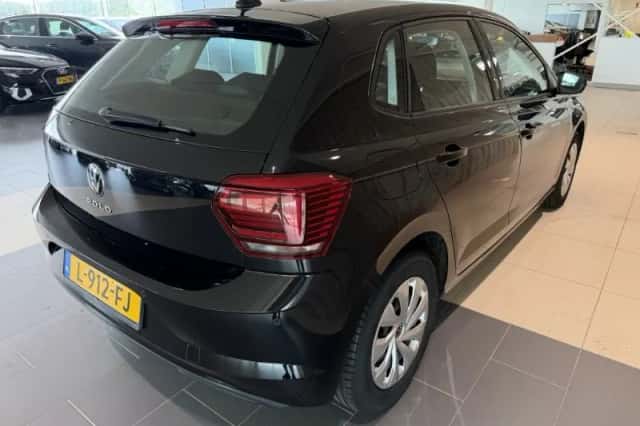 Volkswagen Polo (2021) thumbnail 4