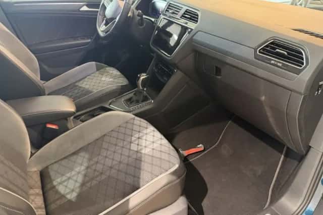 Volkswagen Tiguan (2021) thumbnail 6