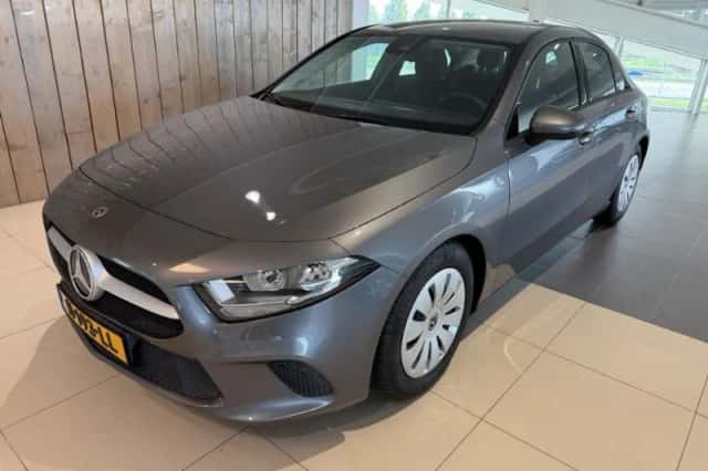 Mercedes-Benz A-Klasse (2020) thumbnail 1