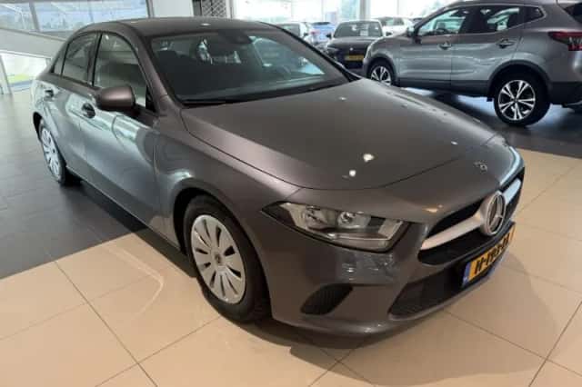 Mercedes-Benz A-Klasse (2020) thumbnail 2