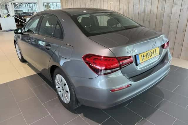 Mercedes-Benz A-Klasse (2020) thumbnail 4