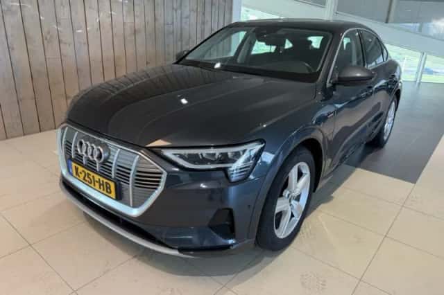 Audi e-tron Sportback (2020) thumbnail 1