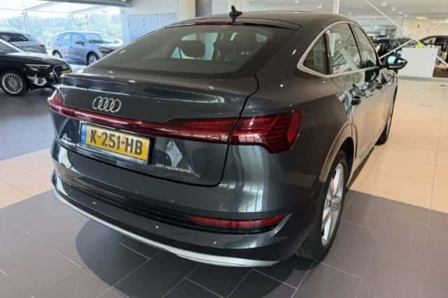 Audi e-tron Sportback (2020) thumbnail 3