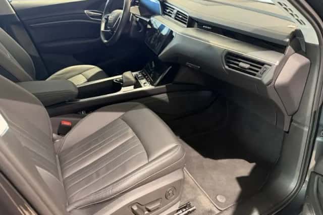 Audi e-tron Sportback (2020) thumbnail 6