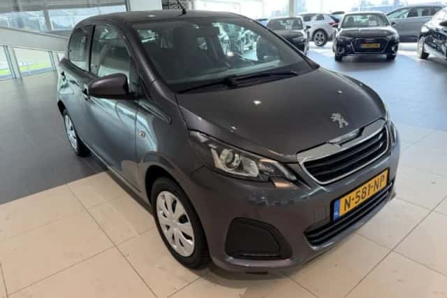Peugeot 108 (2022) thumbnail 2