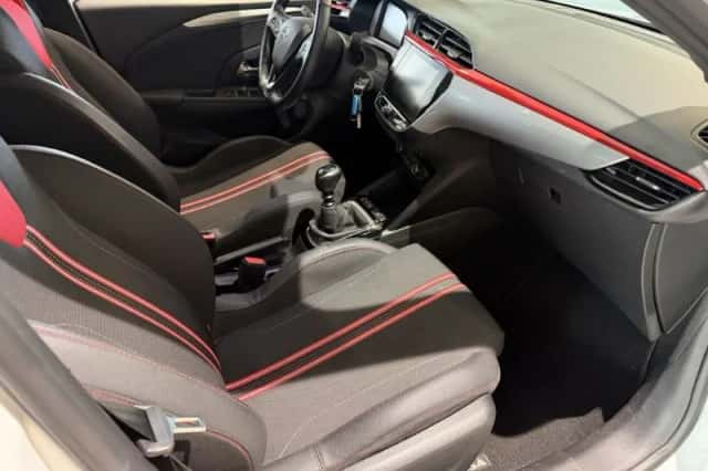 Opel Corsa (2022) thumbnail 3