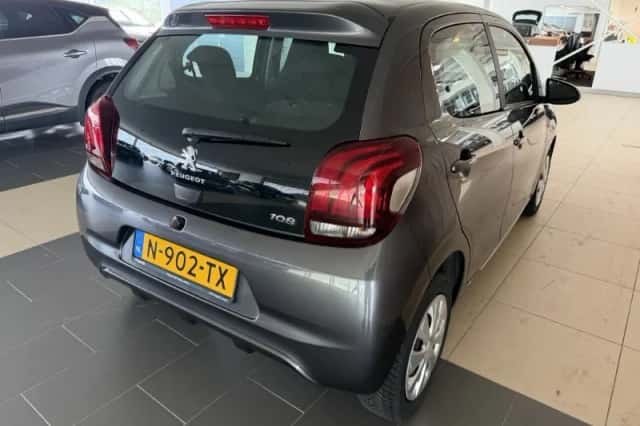 Peugeot 108 (2022) thumbnail 4
