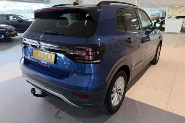 Volkswagen T-Cross (2021) thumbnail 4