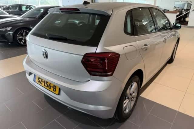 Volkswagen Polo (2018) thumbnail 3